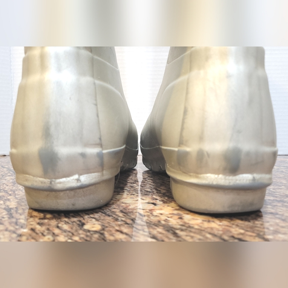 Hunter Metallic Silver Wellington Tall Rain Boot - Picture 14 of 16
